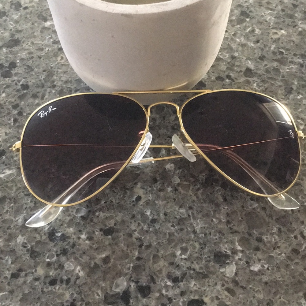 Ray-Ban wayfarer knockoffs